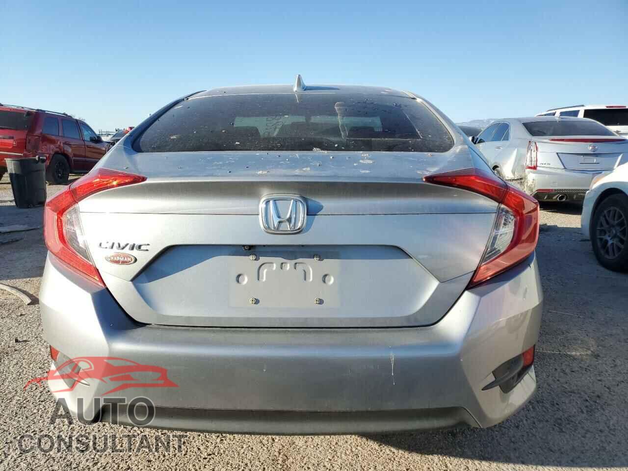 HONDA CIVIC 2018 - 2HGFC2F78JH592926