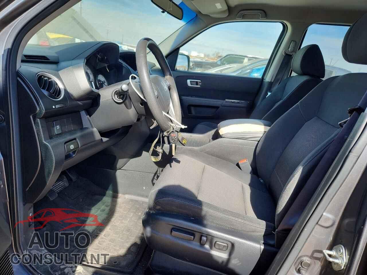 HONDA PILOT 2010 - 5FNYF4H4XAB018606
