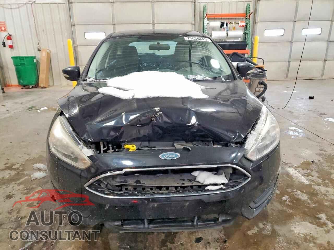 FORD FOCUS 2017 - 1FADP3K23HL295205