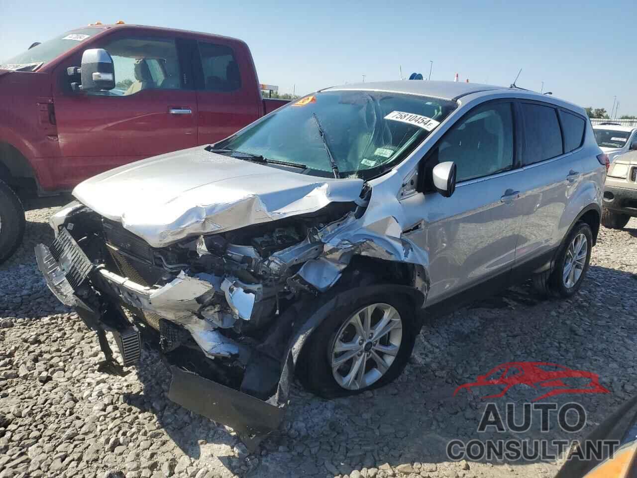 FORD ESCAPE 2019 - 1FMCU0G99KUB12325