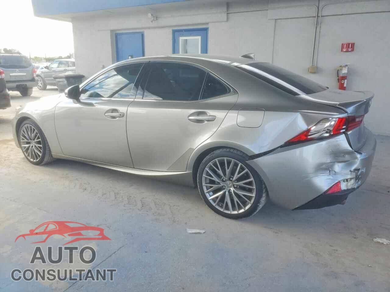 LEXUS IS 2015 - JTHCF1D20F5025293