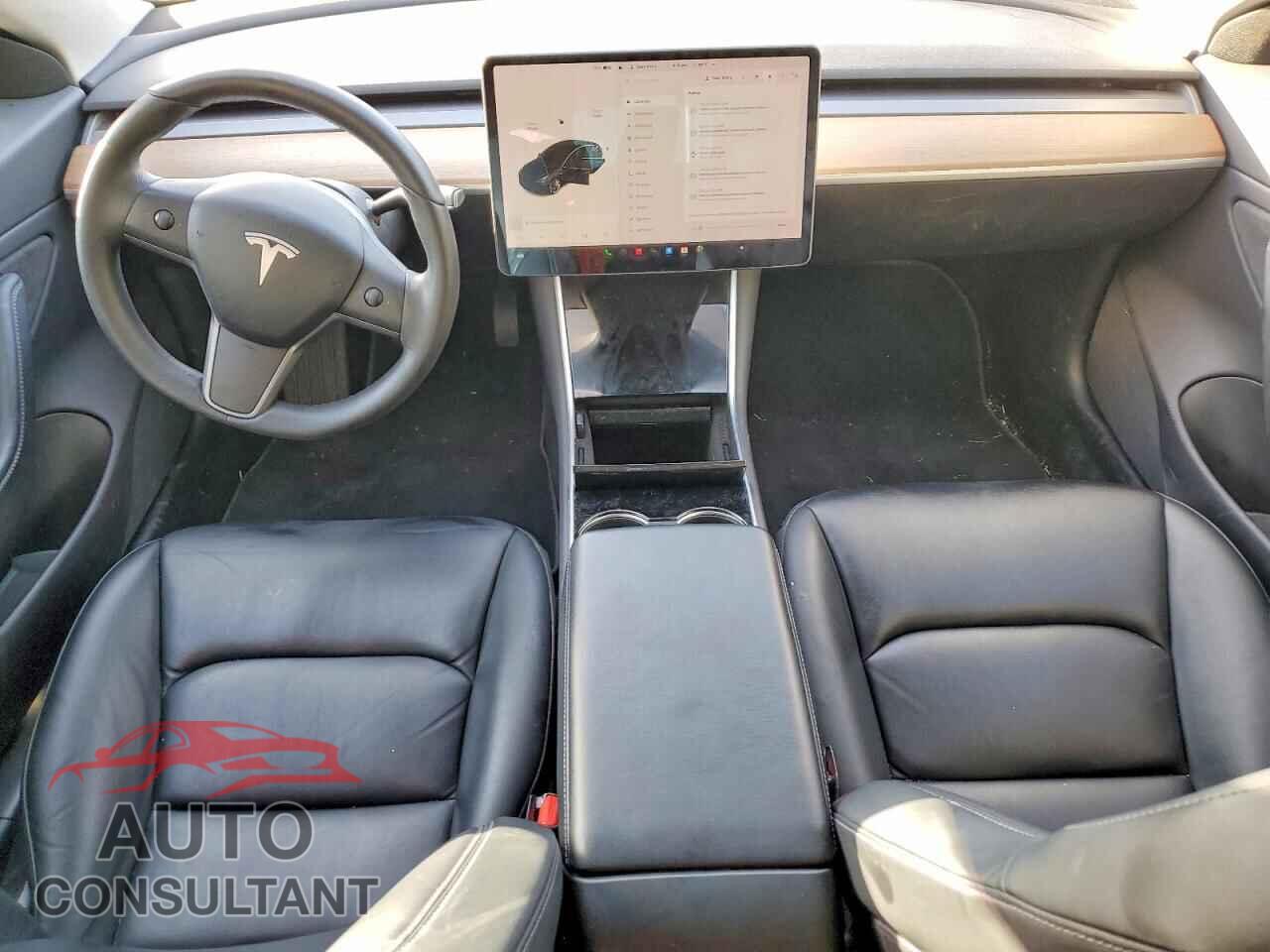 TESLA MODEL 3 2019 - 5YJ3E1EB2KF433659
