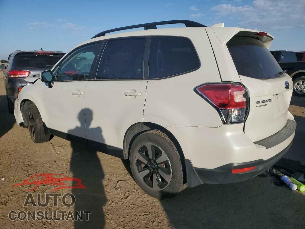 SUBARU FORESTER 2017 - JF2SJAGC4HH567578
