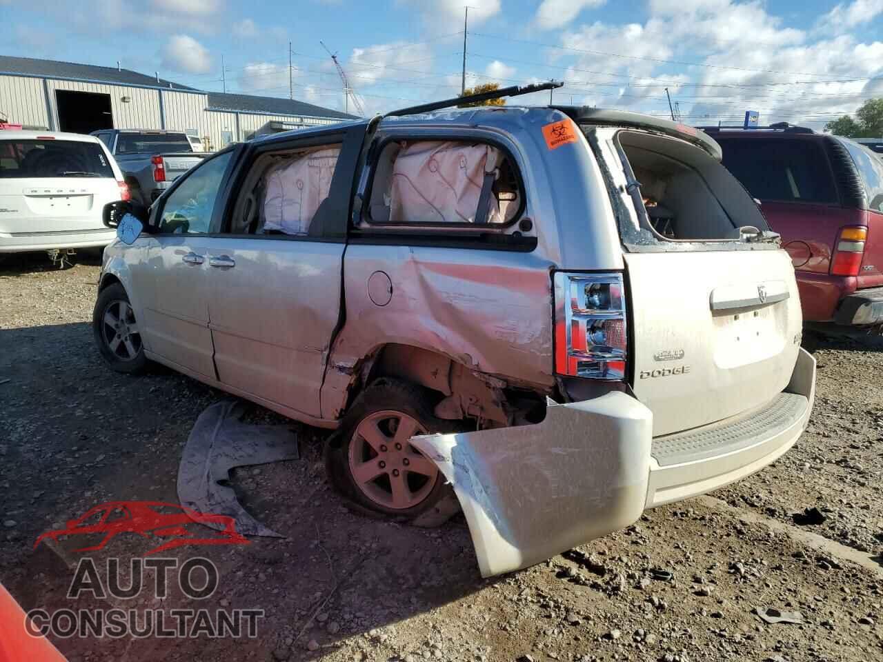 DODGE CARAVAN 2010 - 2D4RN5D11AR444149