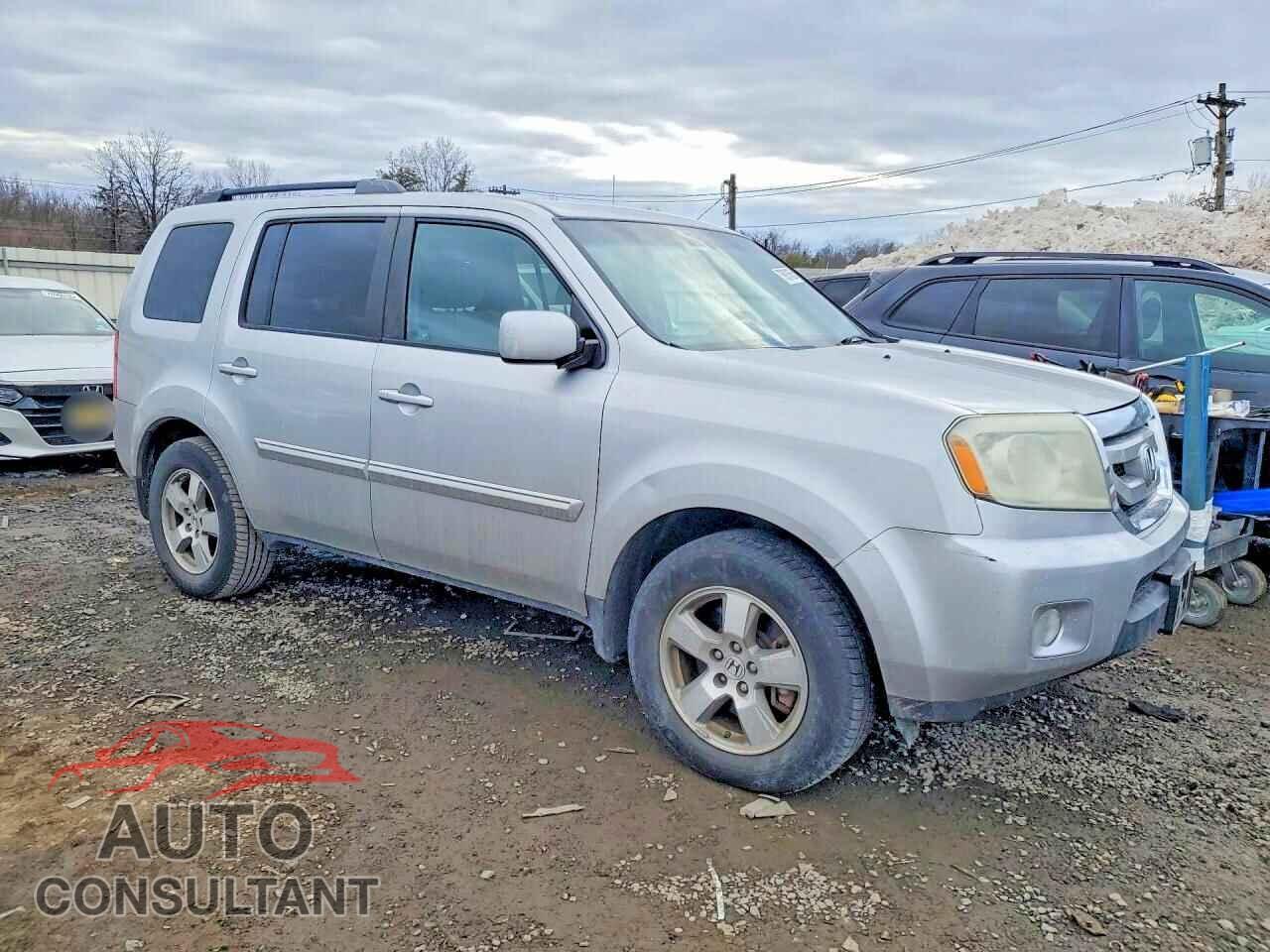 HONDA PILOT 2011 - 5FNYF4H41BB081384