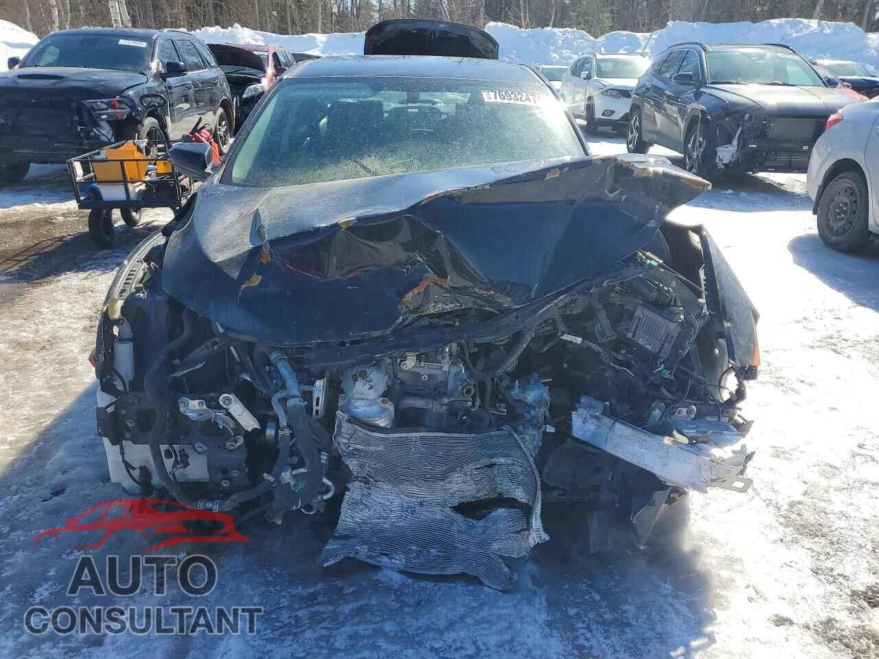 HONDA CIVIC 2018 - 2HGFC2F50JH014687