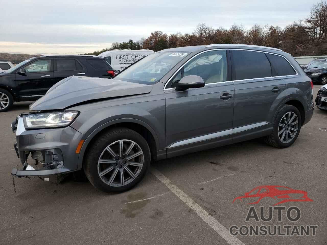 AUDI Q7 2018 - WA1LHAF77JD013025