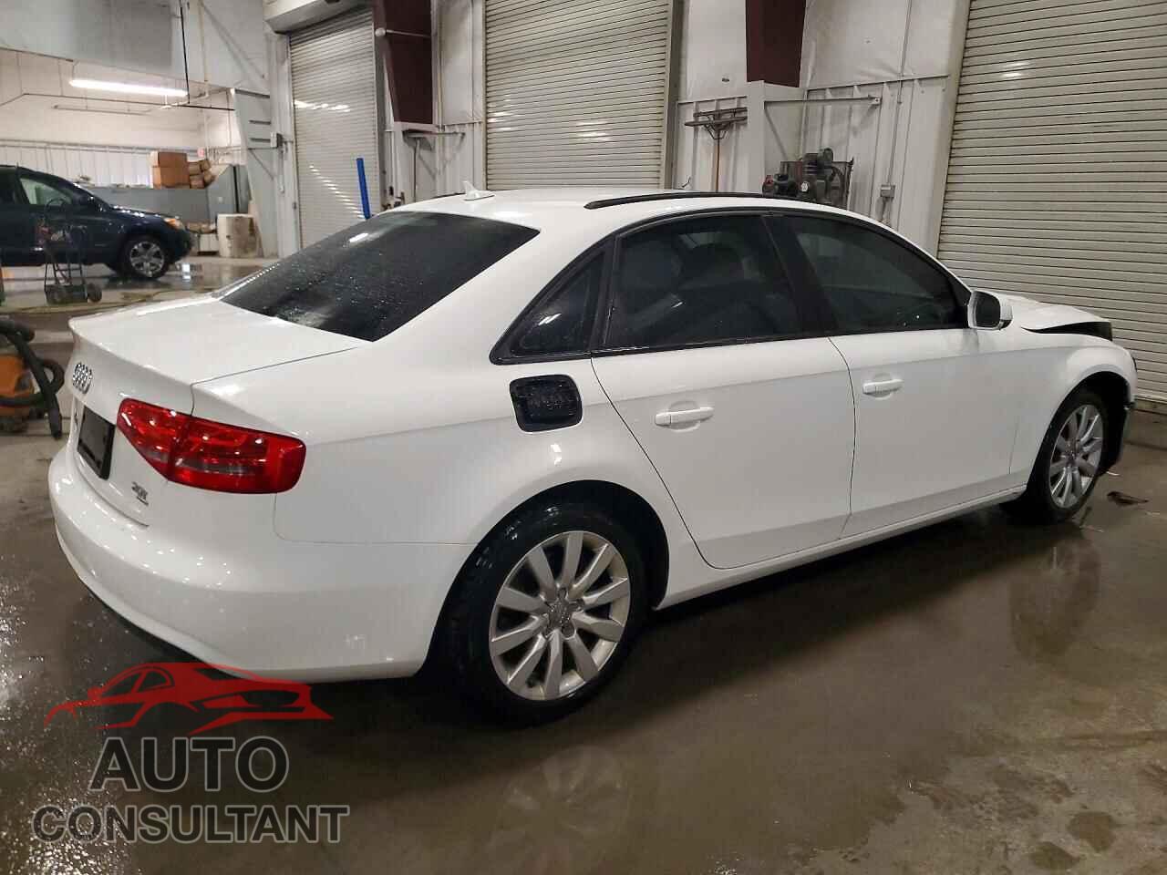 AUDI A4 2014 - WAUDFAFL8EA029767