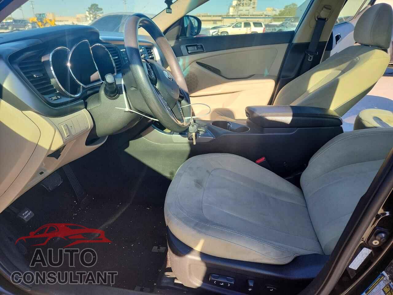 KIA OPTIMA 2011 - KNAGM4A75B5065208