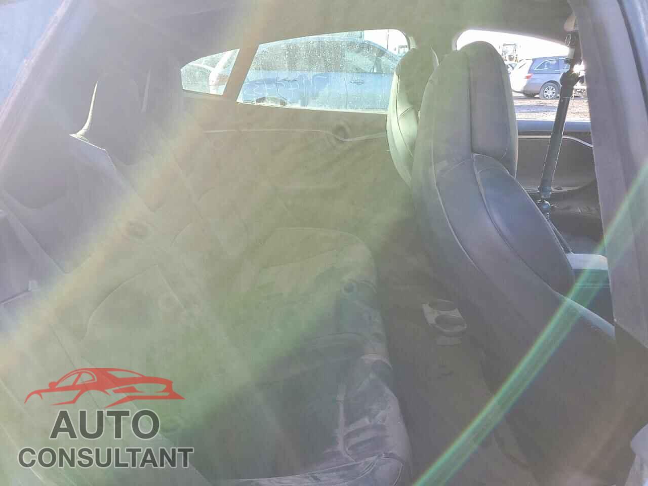 TESLA MODEL S 2019 - 5YJSA1E29KF300579