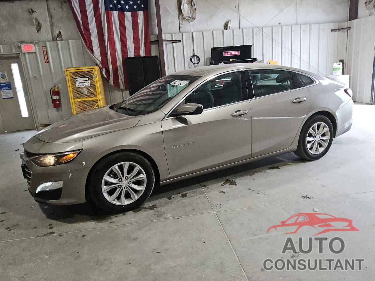 CHEVROLET MALIBU 2022 - 1G1ZD5ST8NF119945