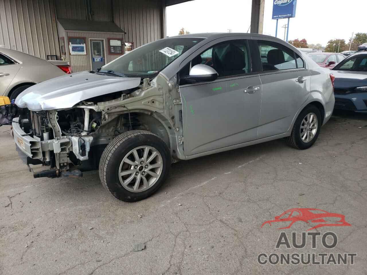 CHEVROLET SONIC 2017 - 1G1JD5SH6H4133481