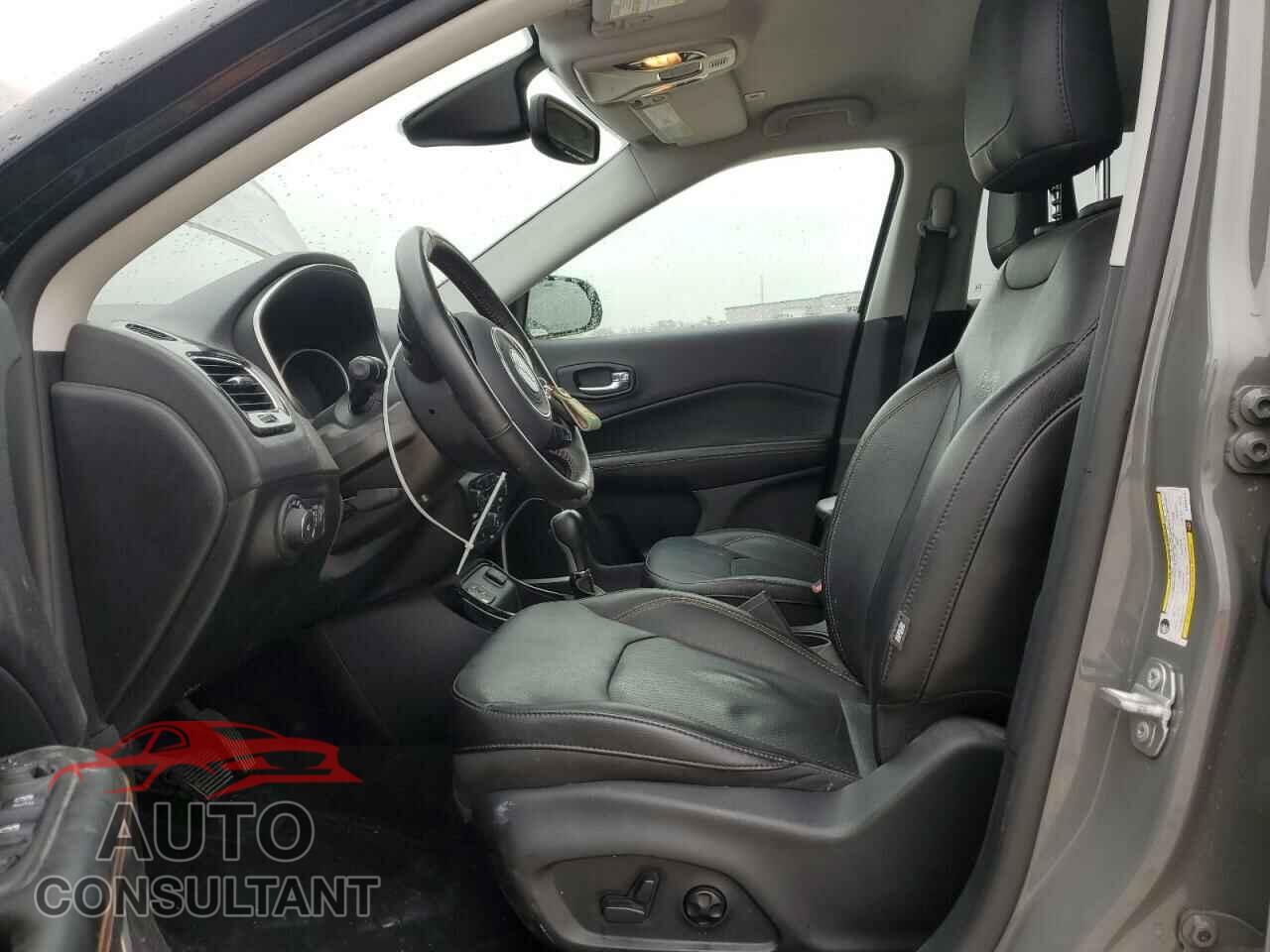 JEEP COMPASS 2019 - 3C4NJCCB6KT844079