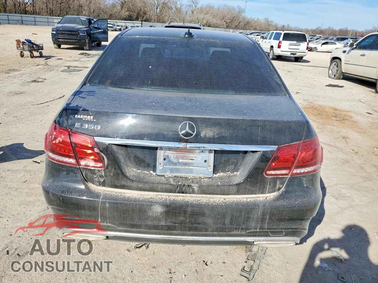 MERCEDES-BENZ E-CLASS 2015 - WDDHF5KBXFB145823