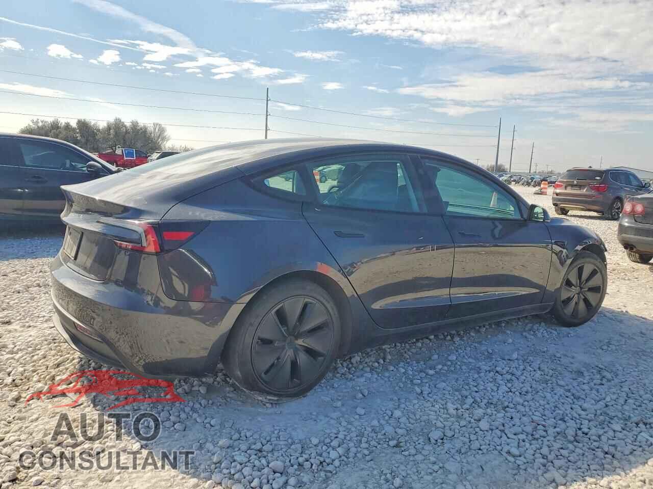 TESLA MODEL 3 2024 - 5YJ3E1EA1RF759633