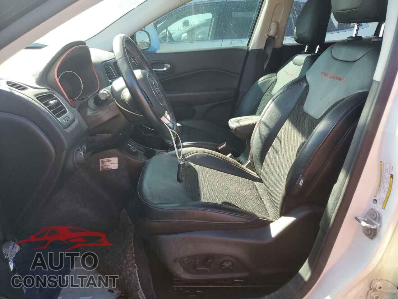 JEEP COMPASS 2020 - 3C4NJDDB2LT142282