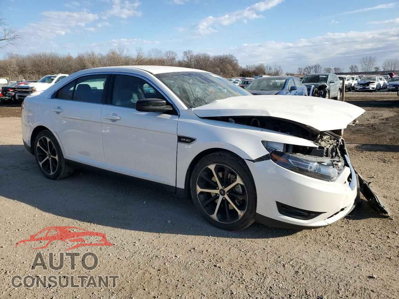 FORD TAURUS 2016 - 1FAHP2KT0GG140462