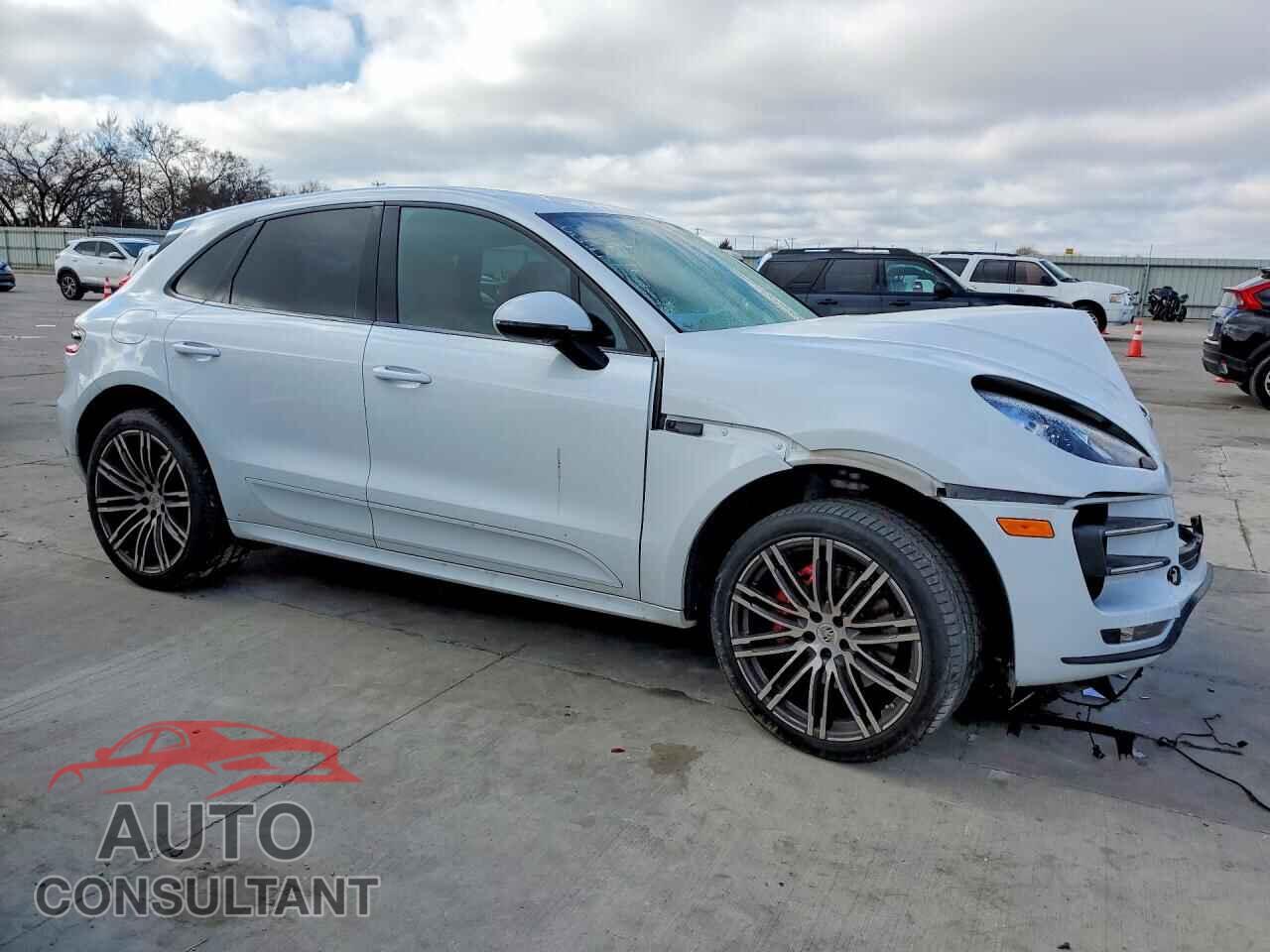 PORSCHE MACAN 2016 - WP1AF2A55GLB93911