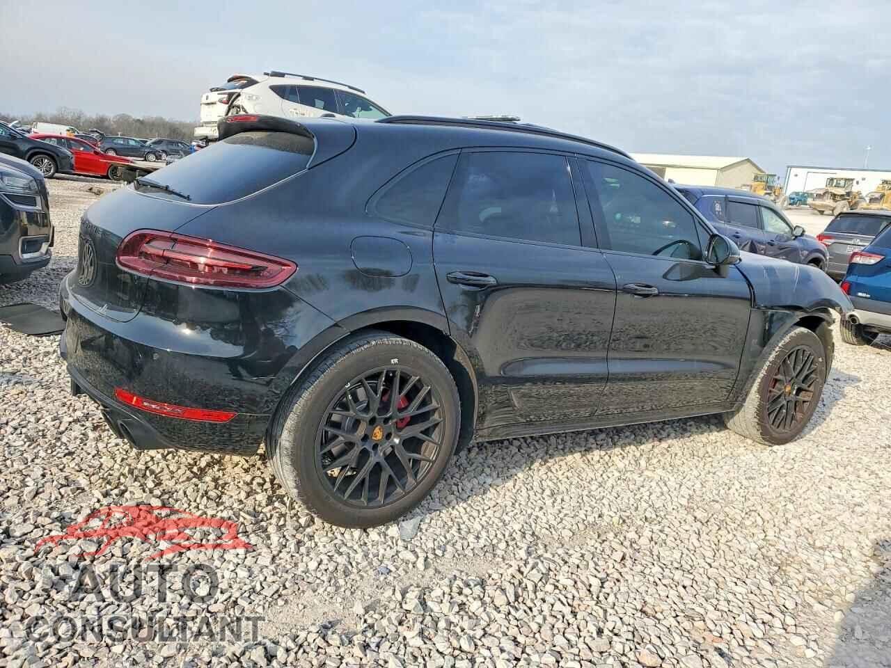 PORSCHE MACAN 2018 - WP1AG2A56JLB63305