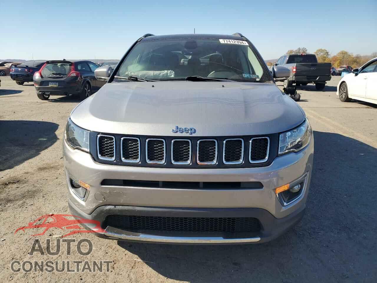 JEEP COMPASS 2018 - 3C4NJDCB4JT373005