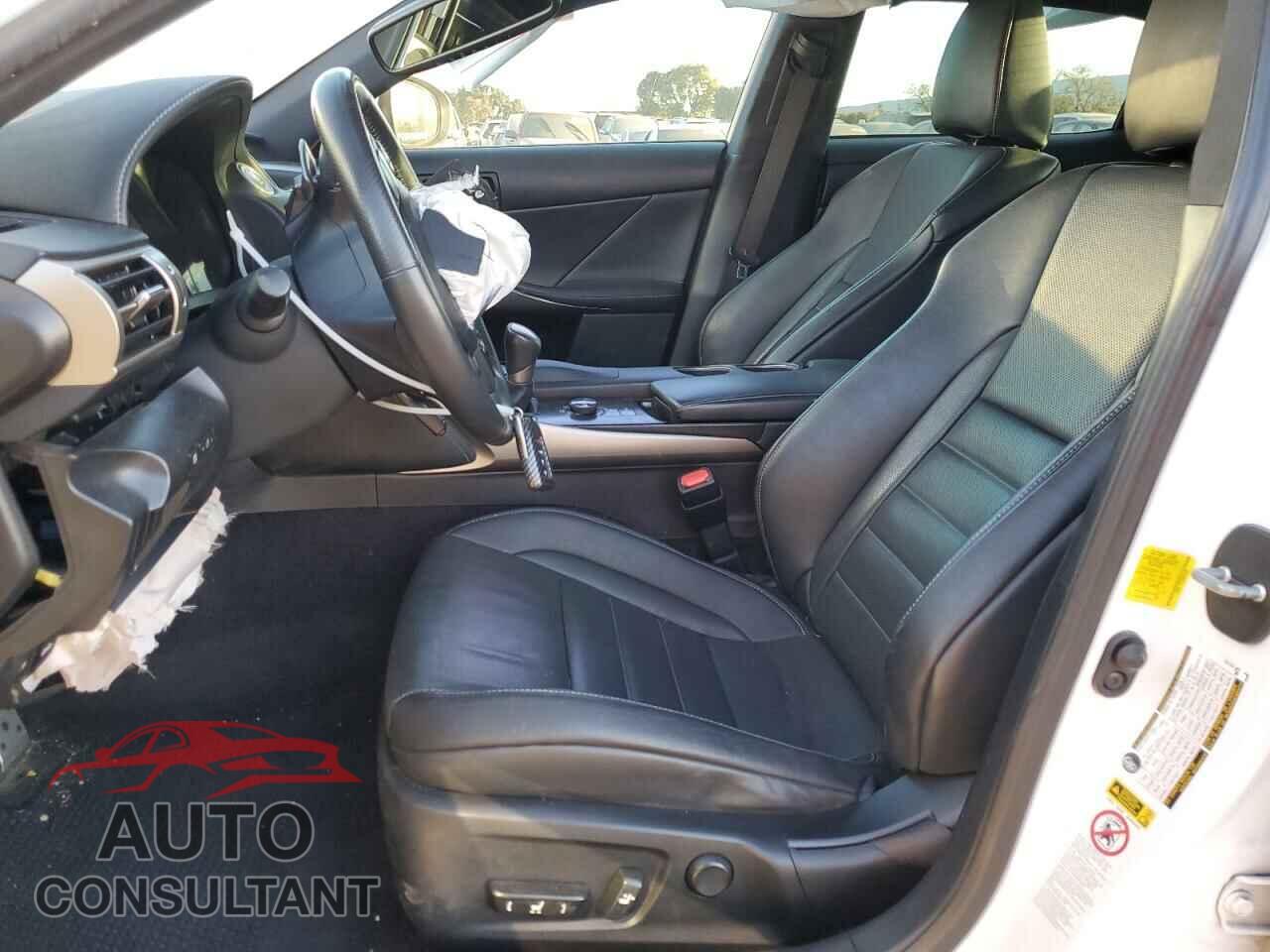 LEXUS IS 2014 - JTHBF1D27E5014494
