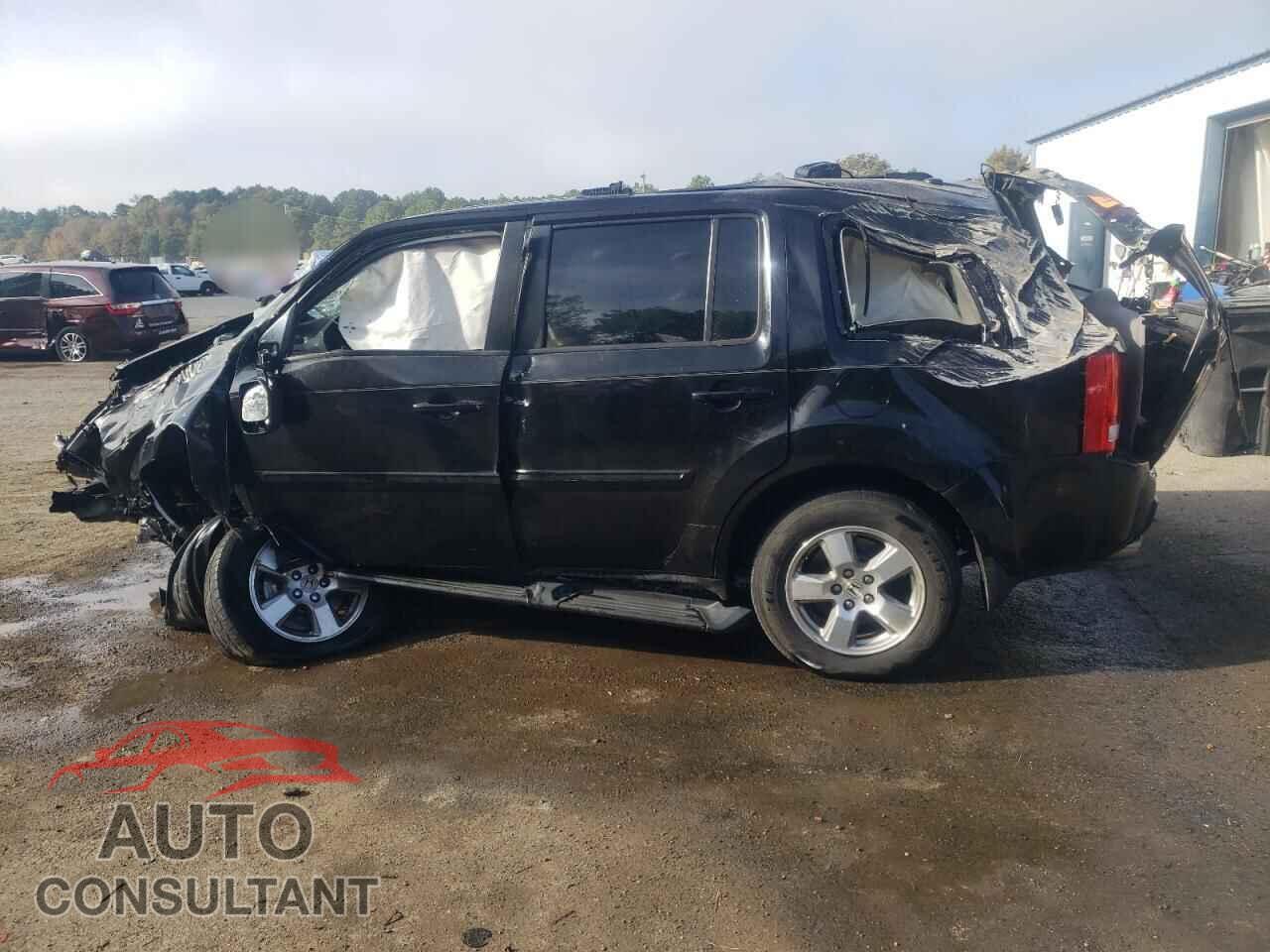 HONDA PILOT 2011 - 5FNYF3H51BB039526