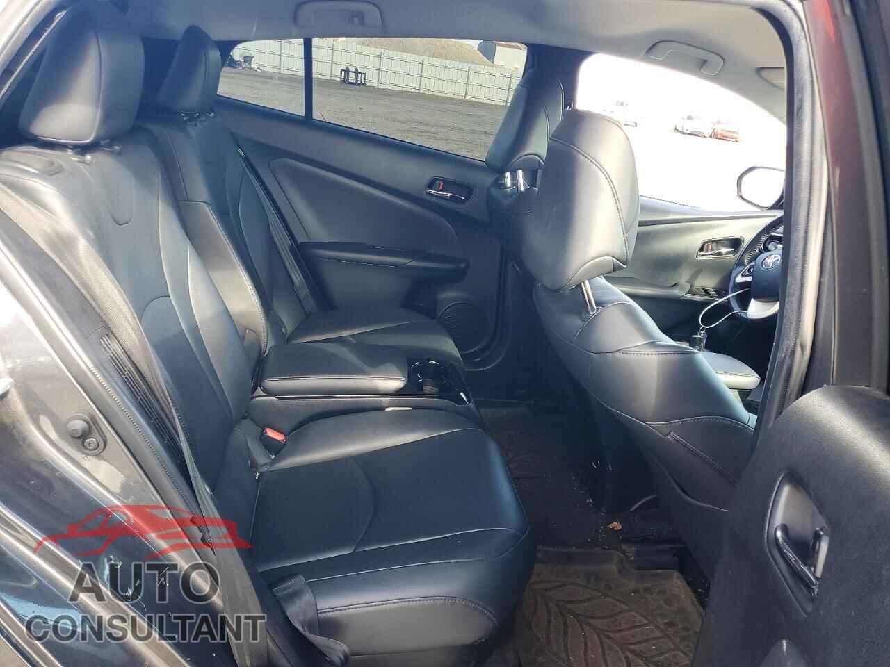 TOYOTA PRIUS 2019 - JTDKARFP7K3107434