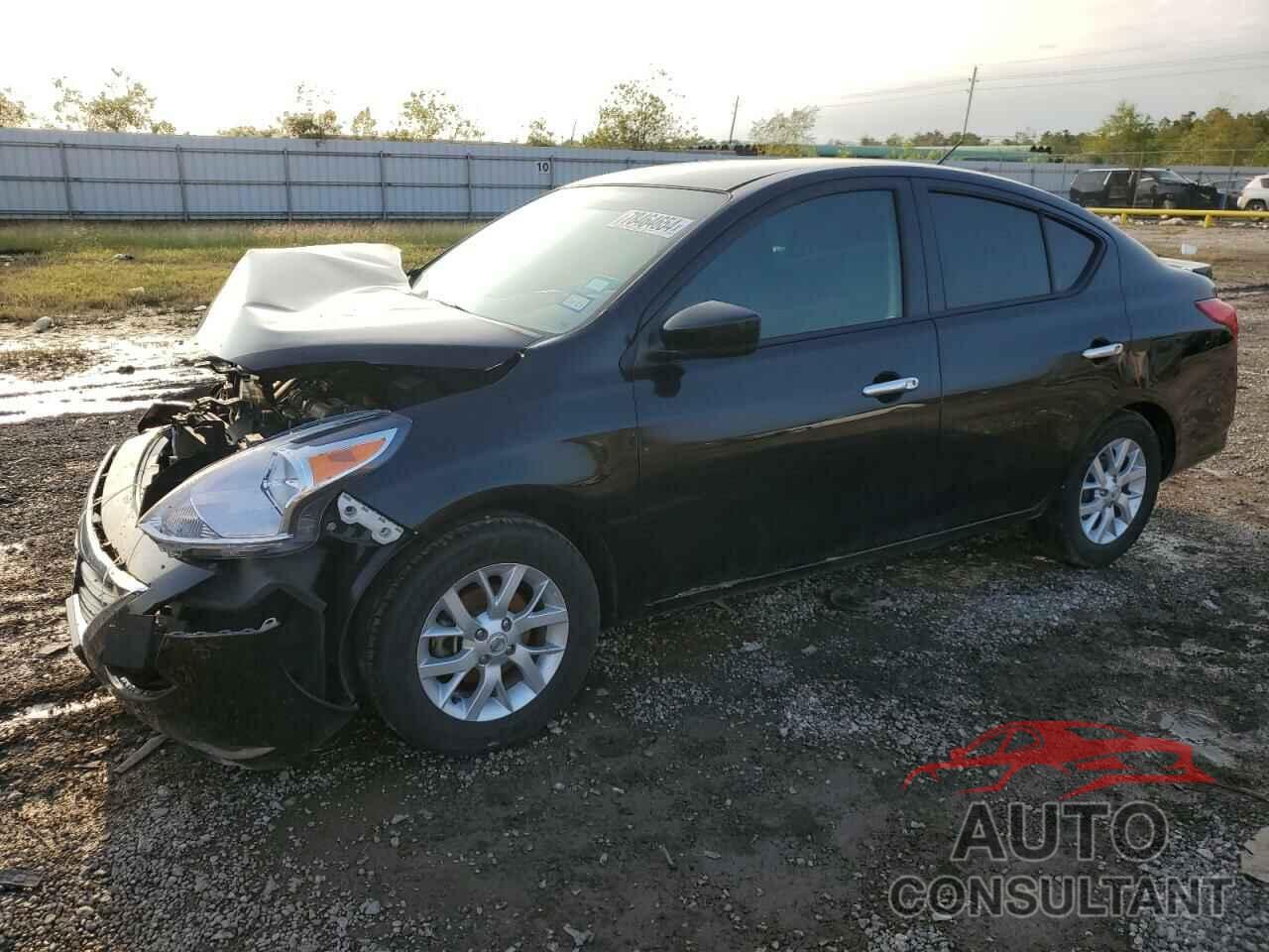 NISSAN VERSA 2018 - 3N1CN7AP4JL879643