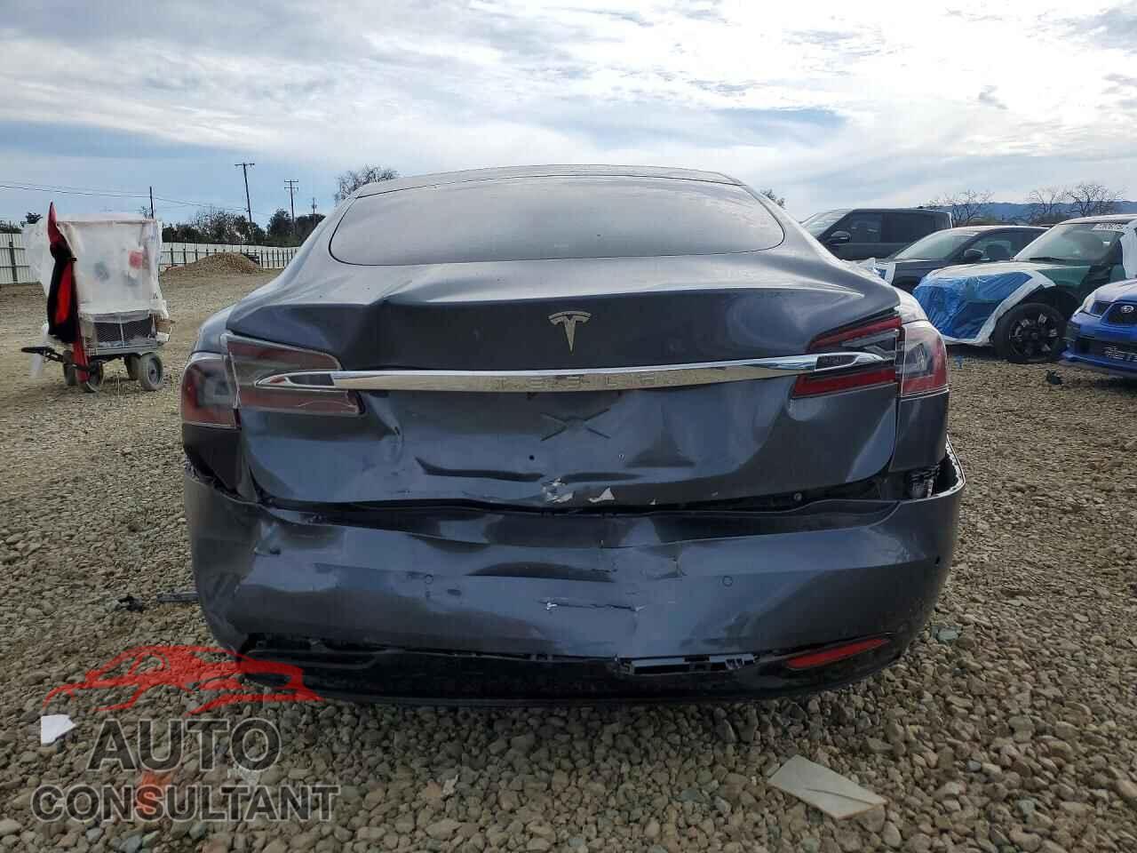 TESLA MODEL S 2017 - 5YJSA1E10HF175438