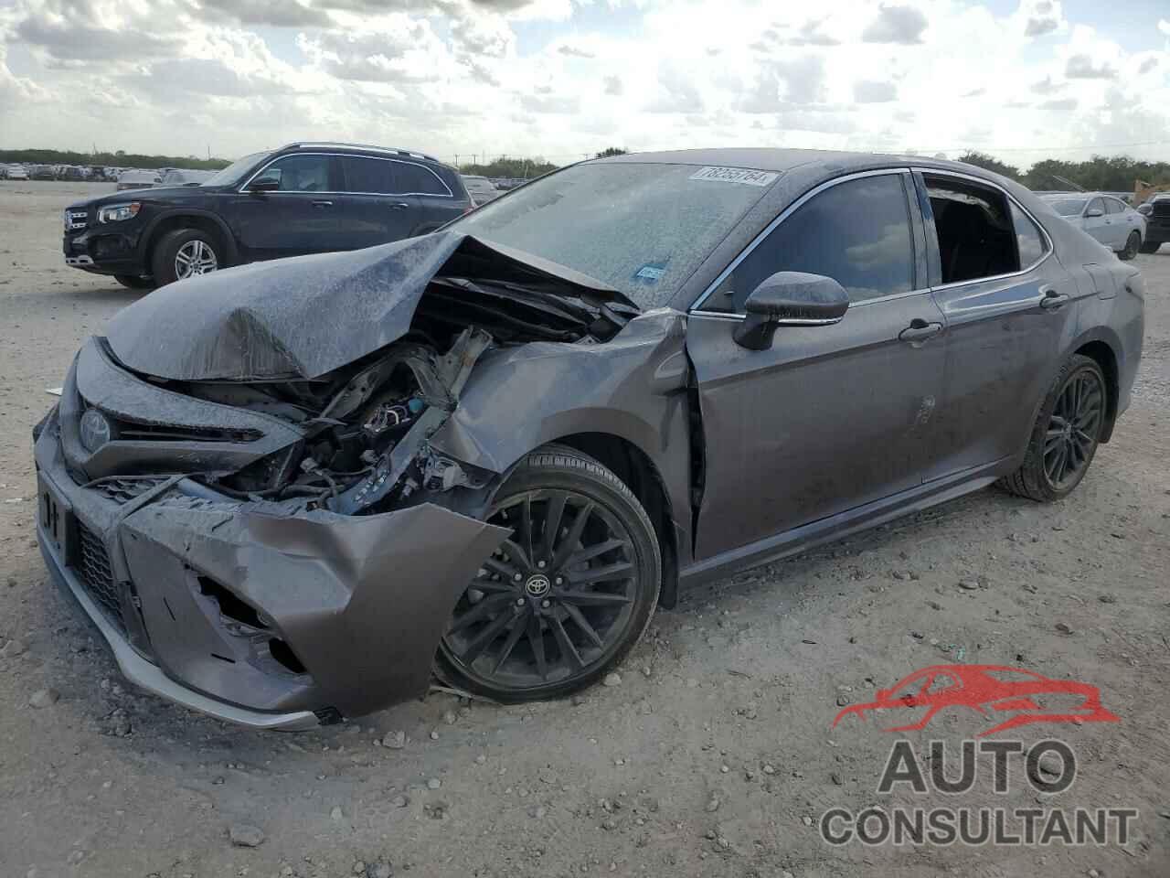 TOYOTA CAMRY 2023 - 4T1K31AK7PU618825