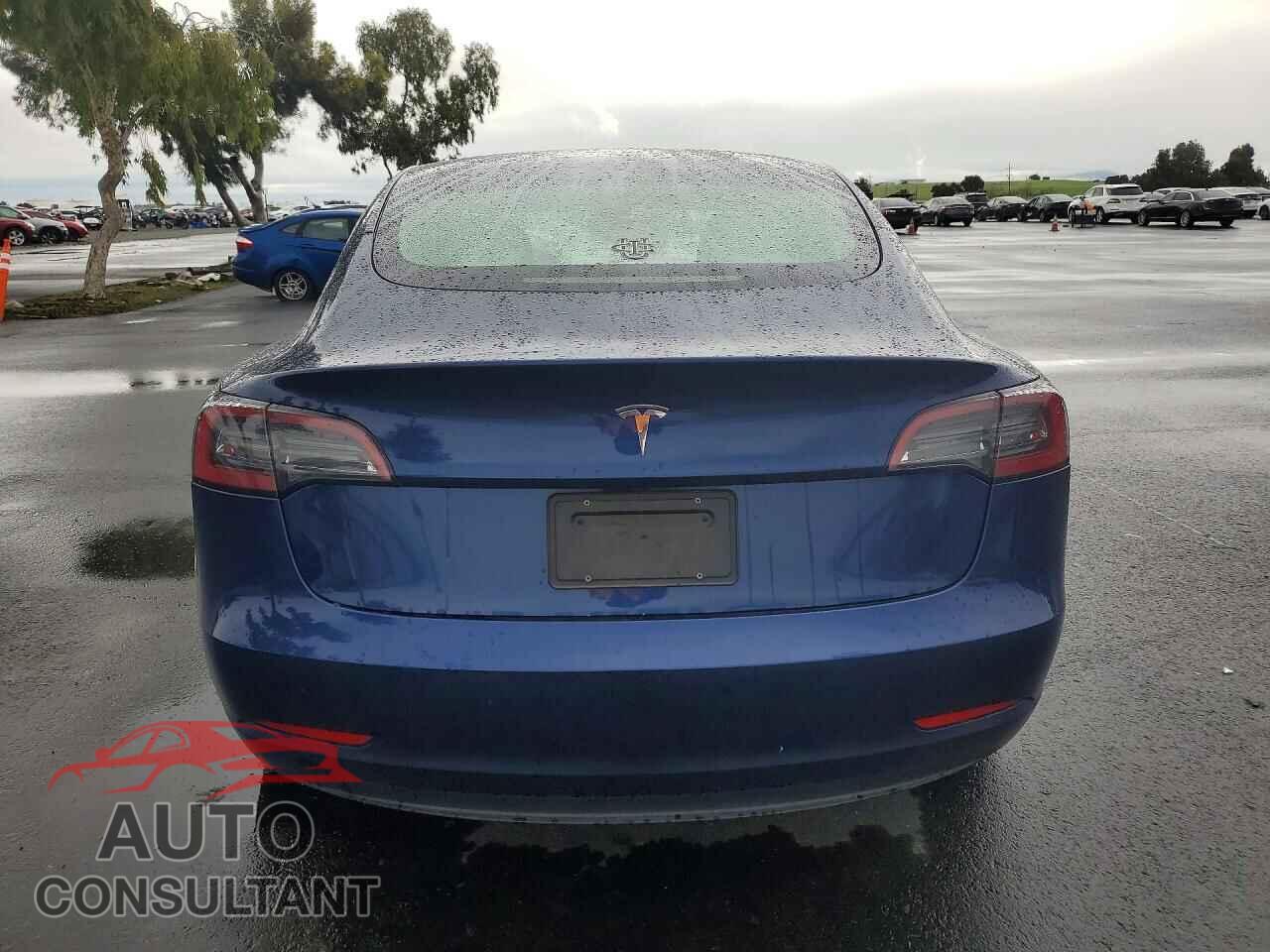 TESLA MODEL 3 2023 - 5YJ3E1EA7PF588495