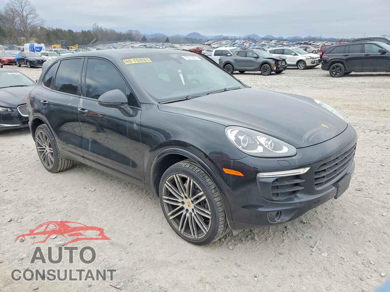 PORSCHE CAYENNE 2017 - WP1AA2A21HKA86236
