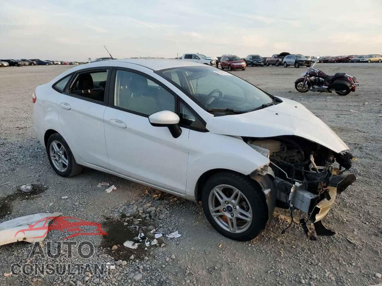 FORD FIESTA 2018 - 3FADP4BJ9JM123701