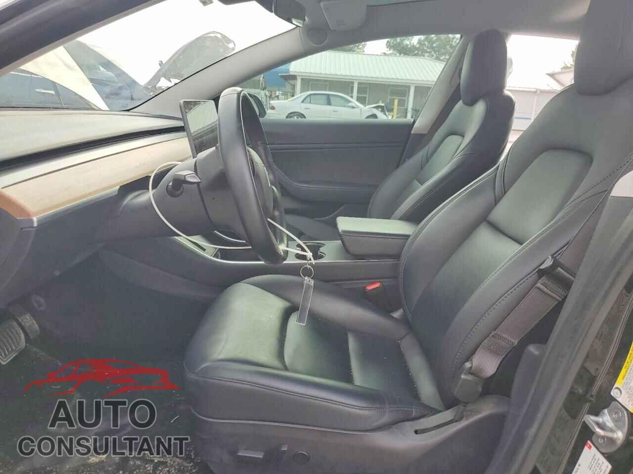 TESLA MODEL 3 2018 - 5YJ3E1EA7JF033800