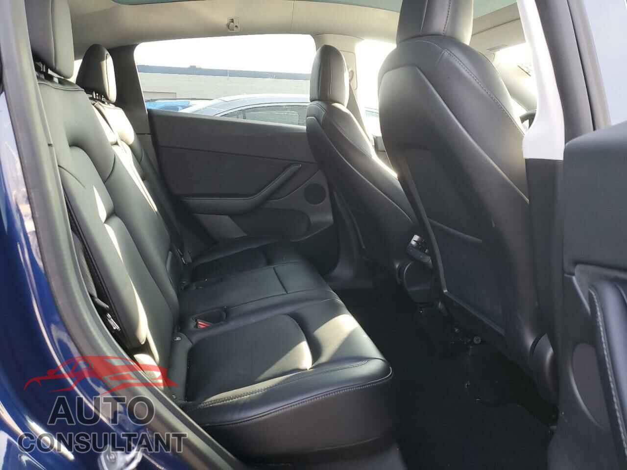 TESLA MODEL Y 2022 - 7SAYGDEE3NF351006