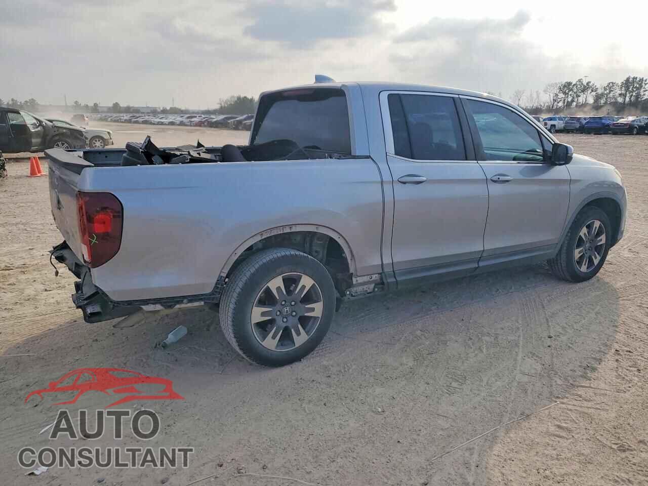 HONDA RIDGELINE 2017 - 5FPYK2F52HB002607