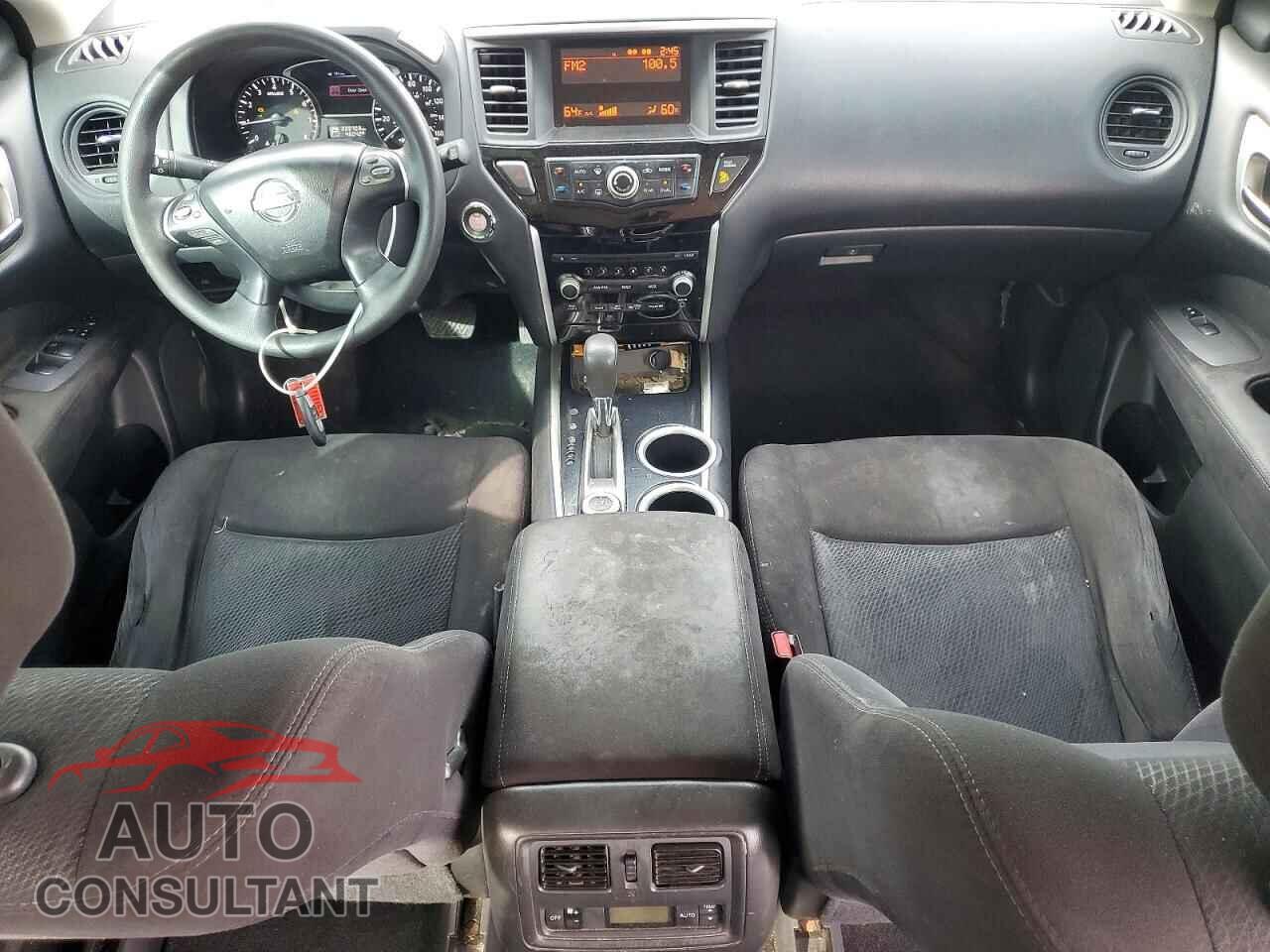 NISSAN PATHFINDER 2013 - 5N1AR2MM2DC679059