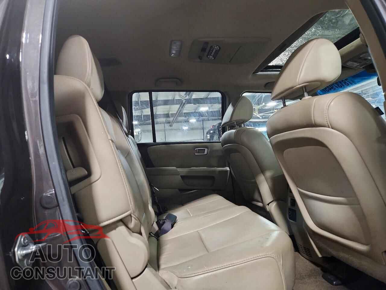 HONDA PILOT 2013 - 5FNYF4H60DB056545