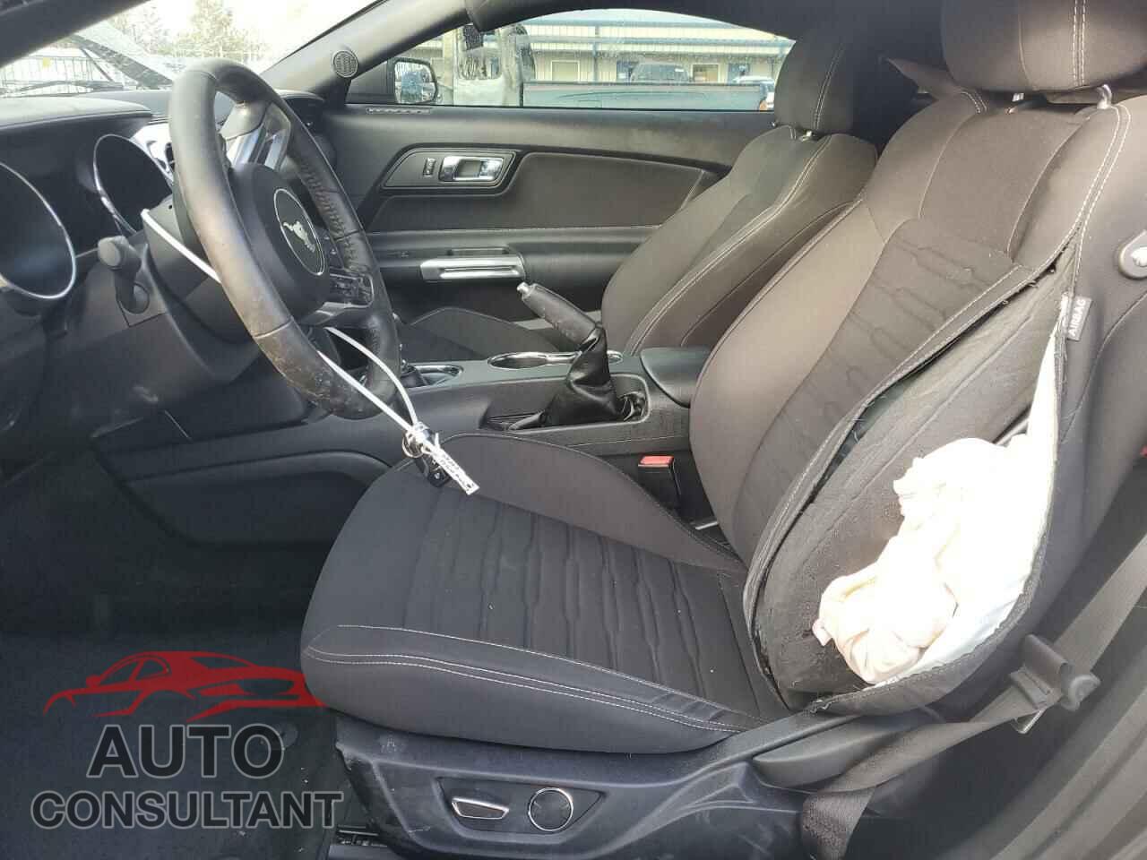 FORD MUSTANG 2017 - 1FA6P8CF3H5318896