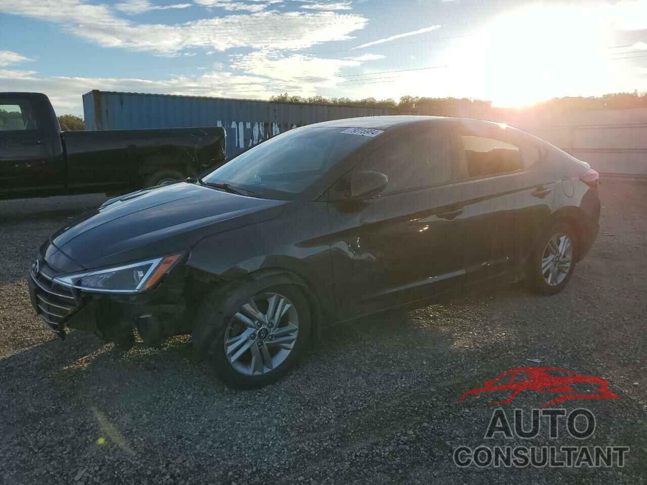 HYUNDAI ELANTRA 2020 - 5NPD84LF7LH561790