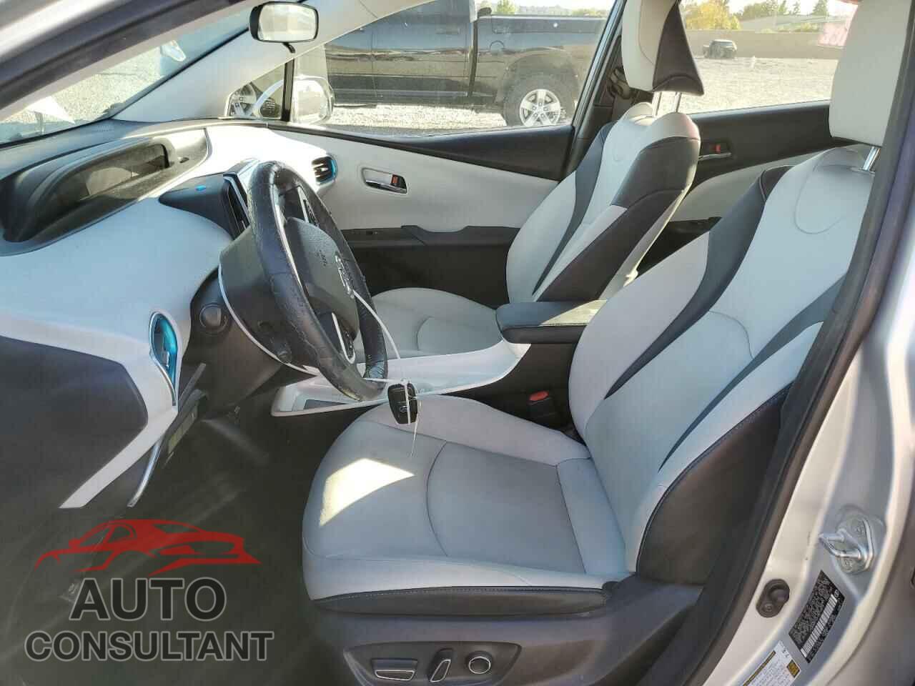 TOYOTA PRIUS 2017 - JTDKARFP2H3019979