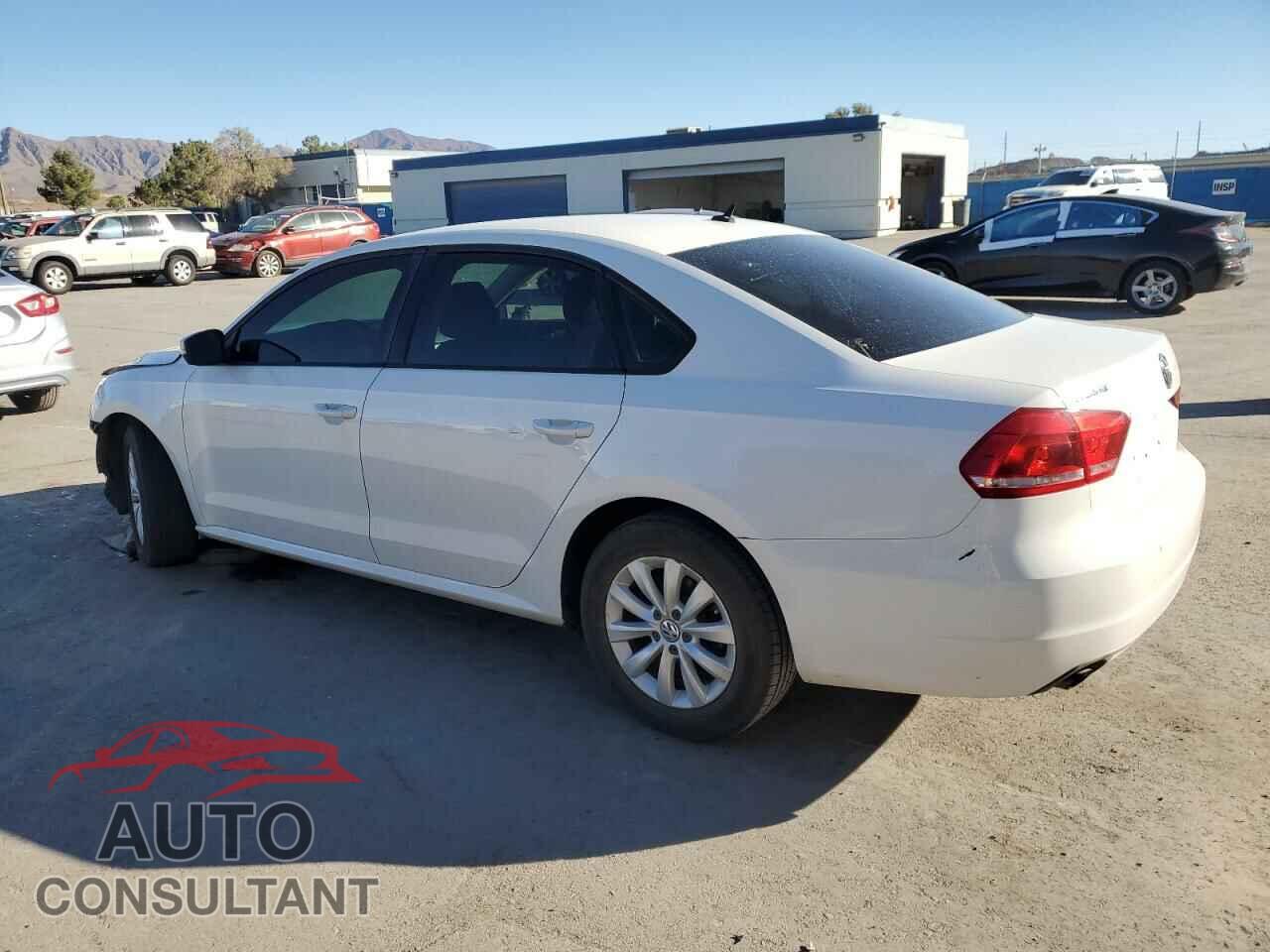 VOLKSWAGEN PASSAT 2013 - 1VWAP7A30DC081794
