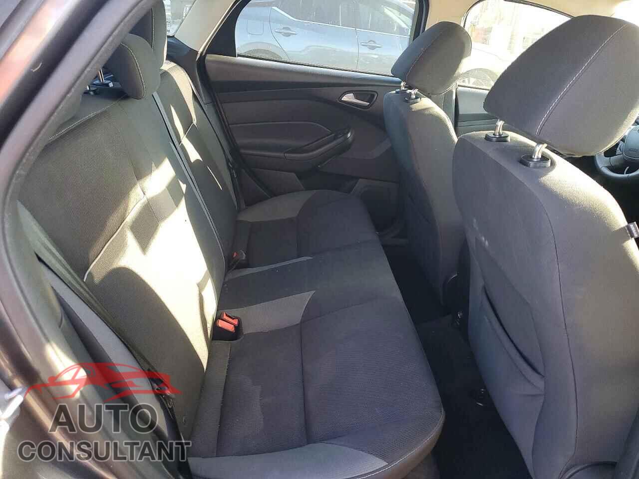 FORD FOCUS 2014 - 1FADP3F21EL198493