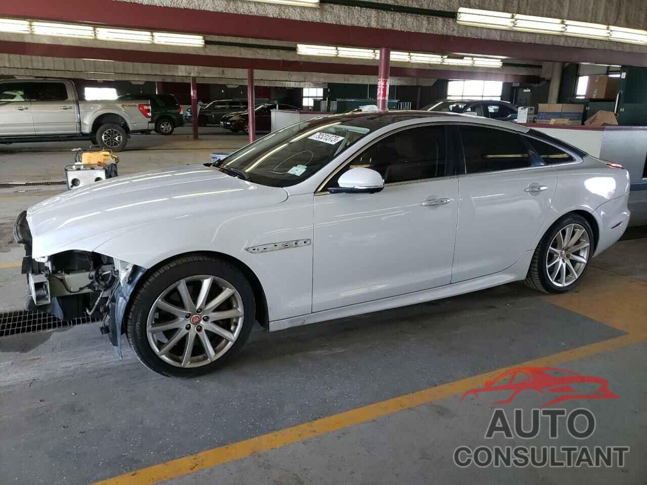 JAGUAR XJ 2016 - SAJWJ1CD1G8V92615