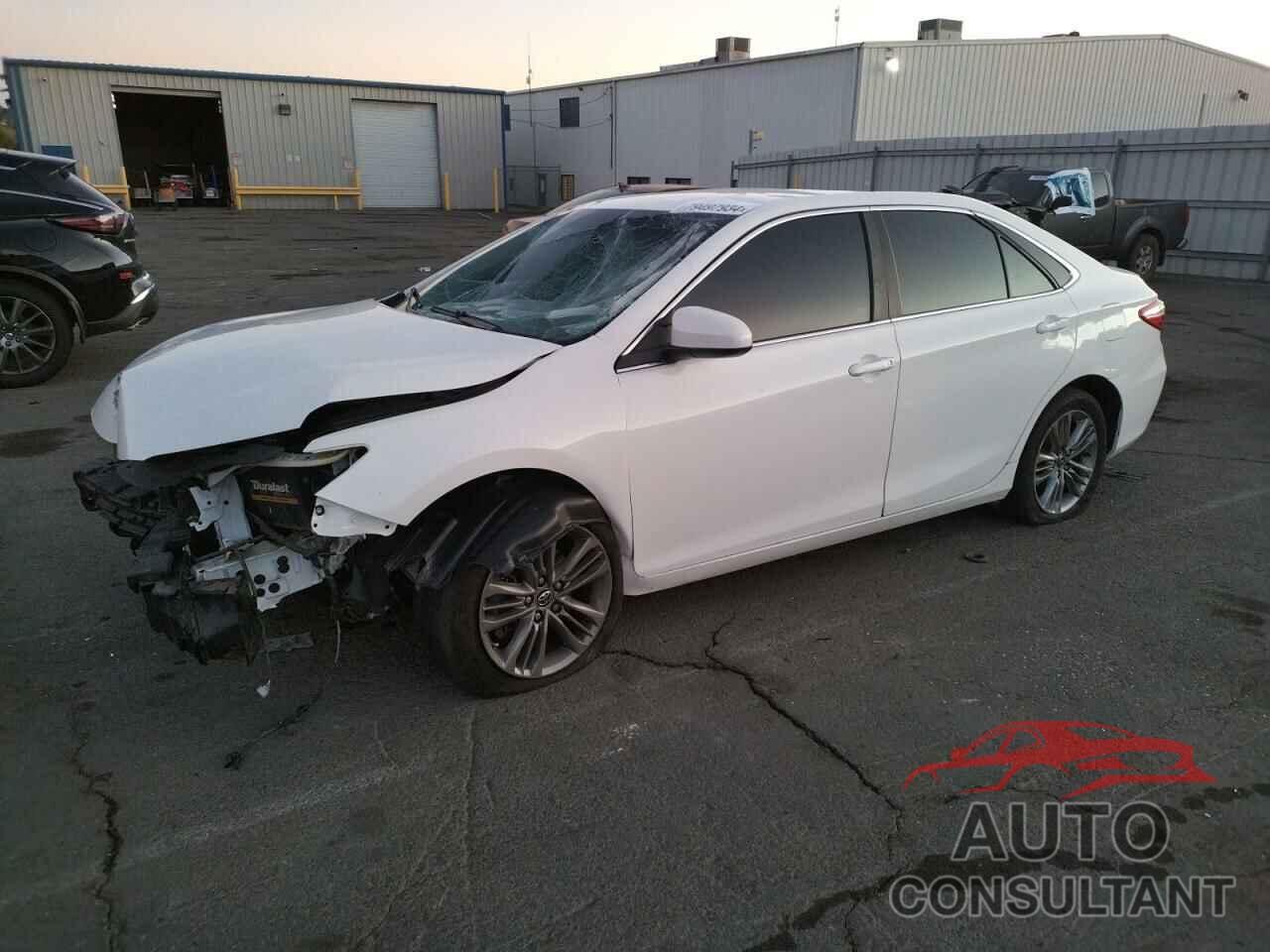 TOYOTA CAMRY 2016 - 4T1BF1FK2GU147022