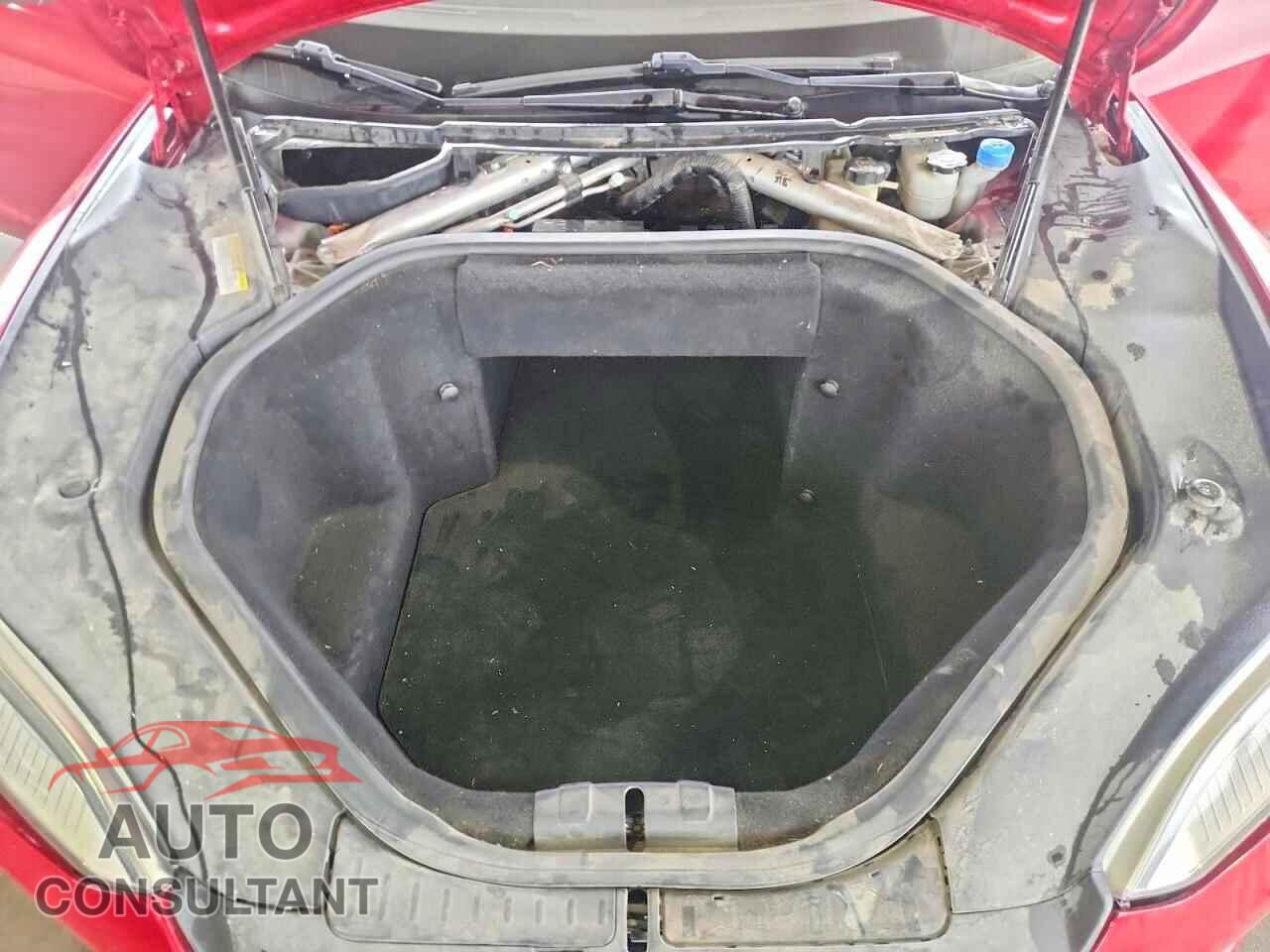 TESLA MODEL S 2013 - 5YJSA1CN4DFP19553