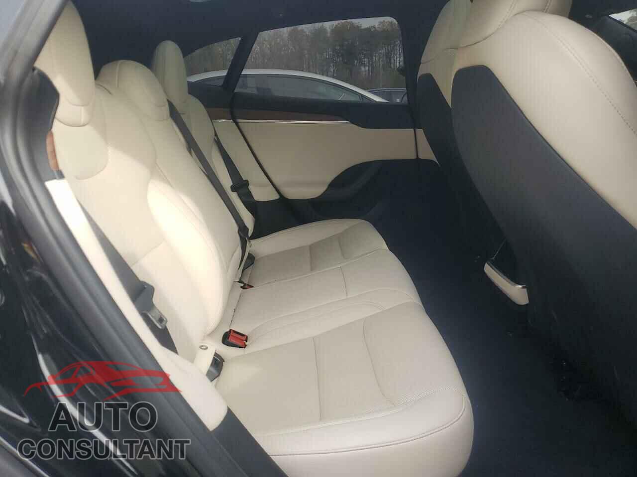 TESLA MODEL S 2023 - 5YJSA1E53PF525744