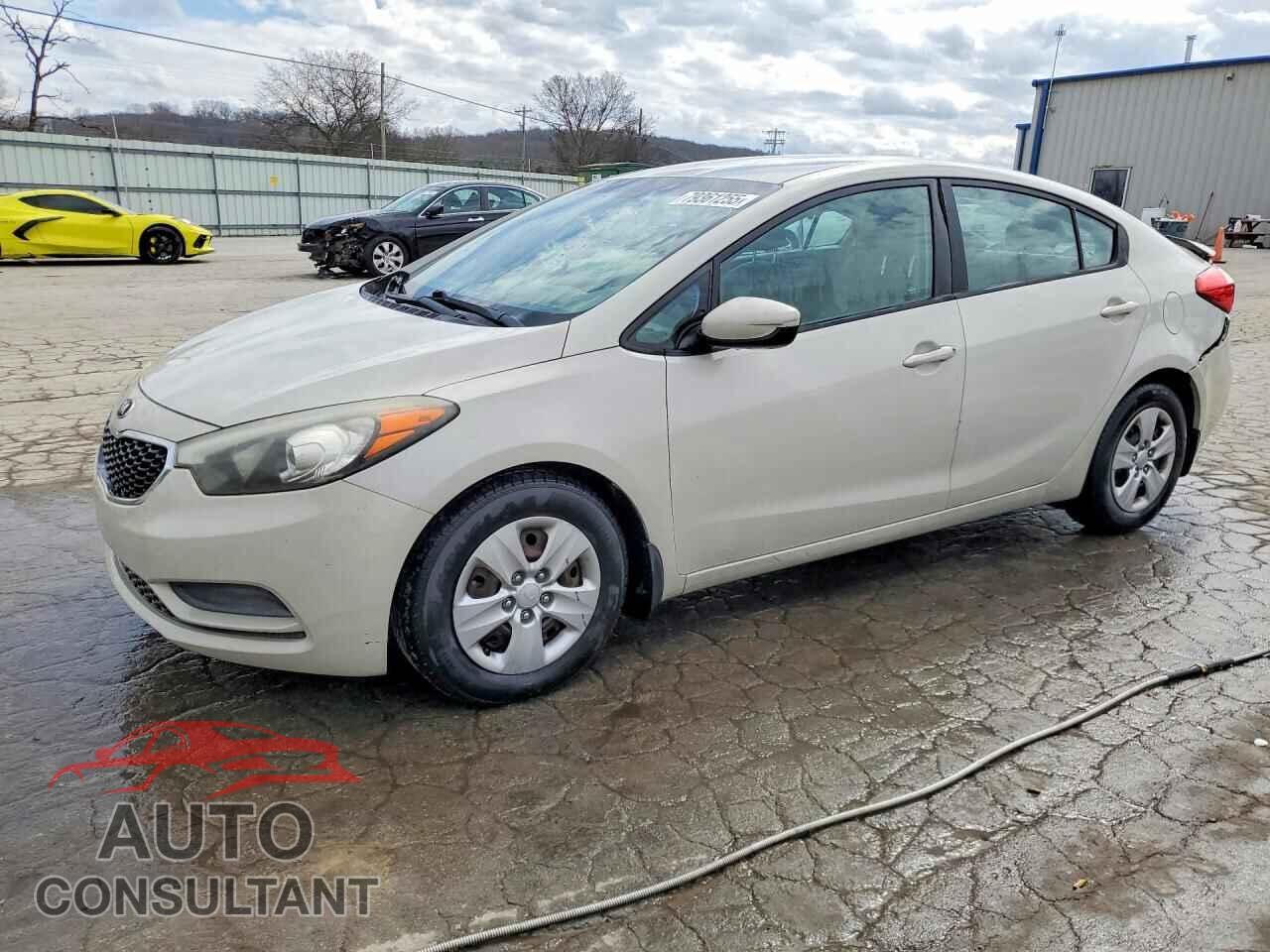 KIA FORTE 2015 - KNAFK4A65F5372568