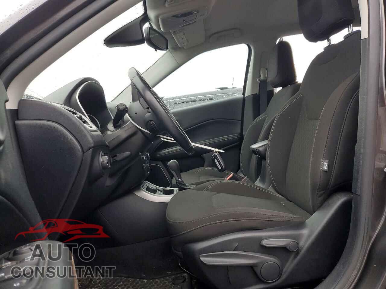 JEEP COMPASS 2020 - 3C4NJDAB4LT223983