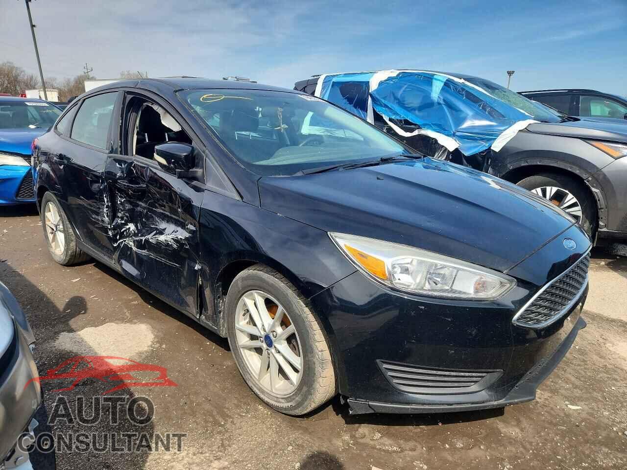 FORD FOCUS 2017 - 1FADP3F28HL323414